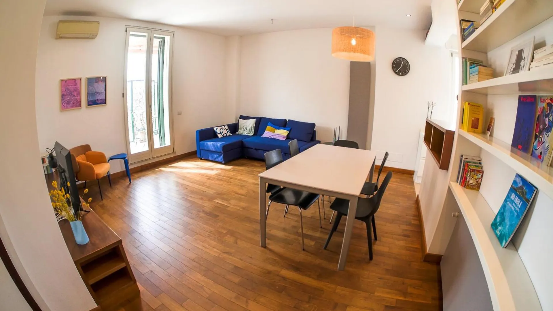 Stunning 3-Bedroom Penthouse Rome Apartment