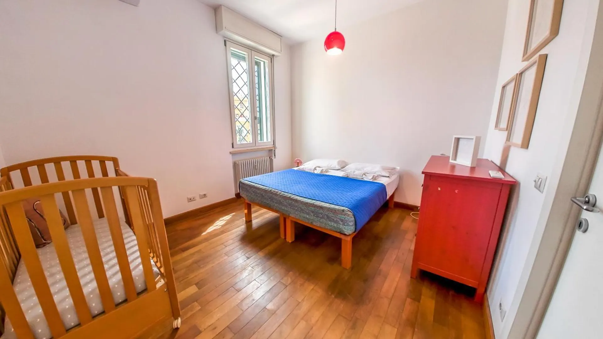 Stunning 3-Bedroom Penthouse Rome Italy
