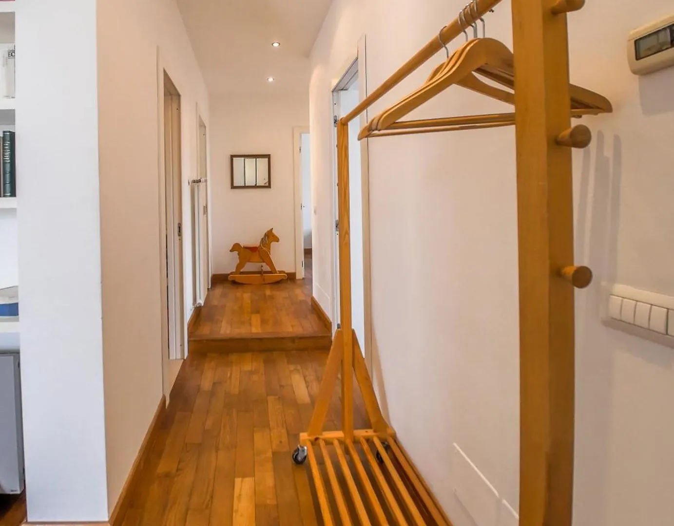 Stunning 3-Bedroom Penthouse Rome 0*,