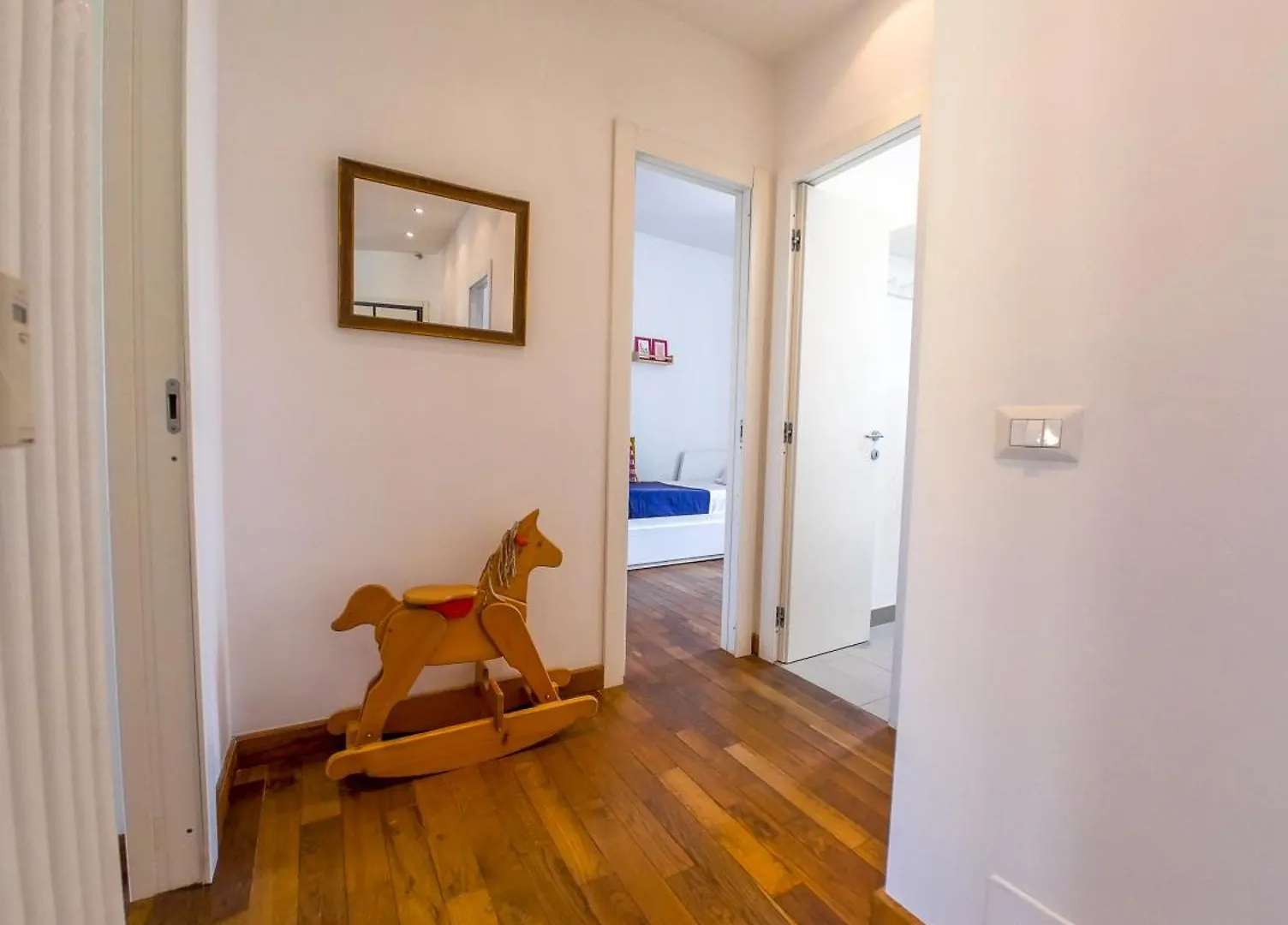 Stunning 3-Bedroom Penthouse Rome Apartment
