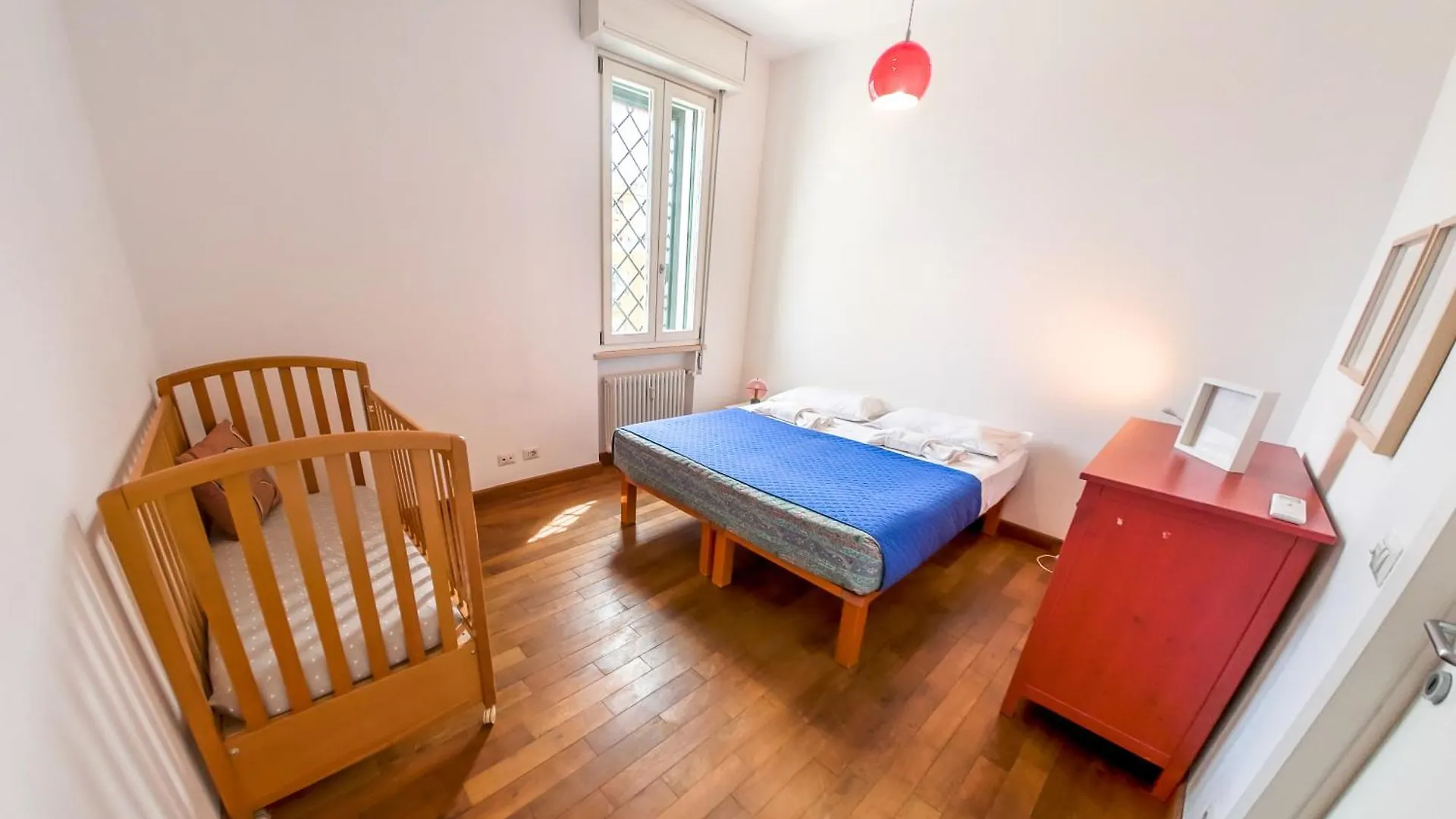 Stunning 3-Bedroom Penthouse Rome 0*,